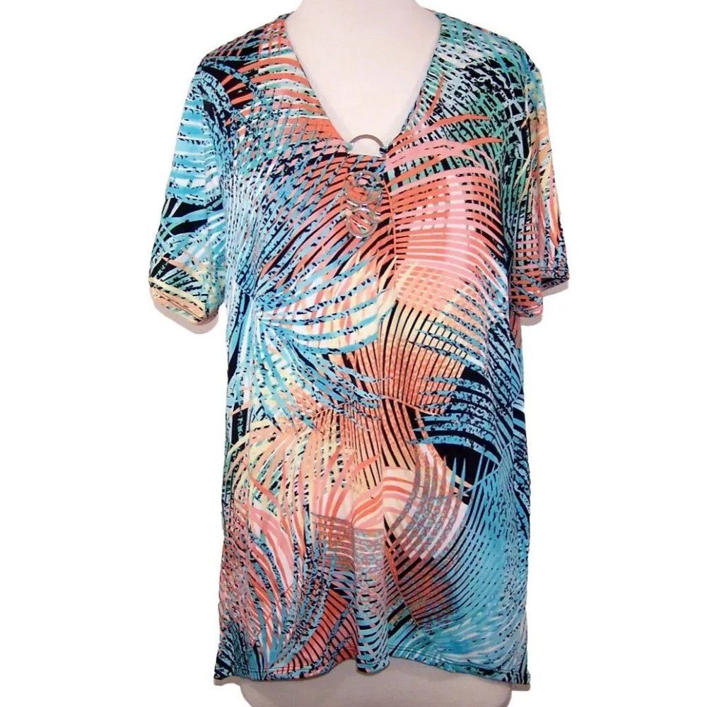 BonWorth LP Shirt Top Stretch Short Sleeves Pullover Asymmetrical Hem Tropical